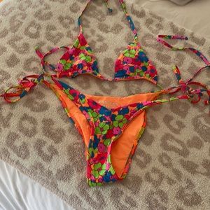 Frankie’s bikini set